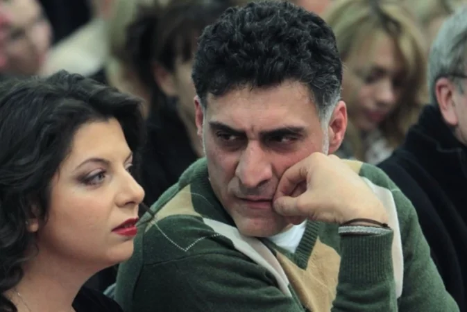 «Էֆենդին նորից վիրավորվեց»․ Սիմոնյանն ու Քեոսայանն արձագանքել են Sputnik Արմենիա ռադիոկայանի եթերազրկմանը