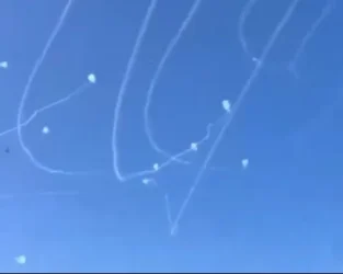 ՏԵՍԱՆՅՈՒԹ․ Ավելի քան 50 հրթիռ՝ Իսրայելի ուղղությամբ