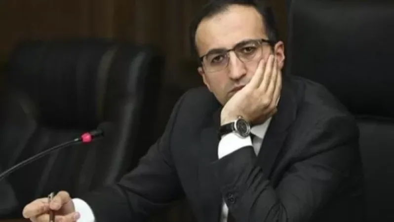 «Հրապարակ». Արսեն Թորոսյանի գործերը լավ չեն. կան բազում փաստեր