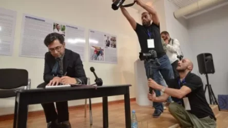 ԼՈՒՍԱՆԿԱՐ. Առաջին հայազգի Նոբելյան մրցանակակիրը մրցանակը նվիրեց Պատմության թանգարանին