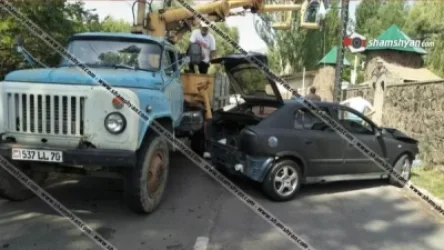 Կոտայքի մարզում Opel-ը բախվել է ГАЗ 53-ին. կան վիրավորներ