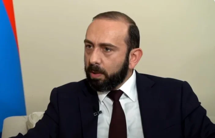 Նրանց ակնկալիքն այն է, որ Ադրբեջանի քաղաքացիները կանցնեն ՀՀ տարածքով՝ առանց մաքսային հսկողություն․ ԱԳ նախարար