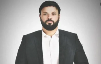 Քիչ առաջ թալանել են փաստաբան՝ Ալեքսանդր Կոչուբաևի ավտոմեքենան. Նոթբուքը տարել են, գումարը թողել