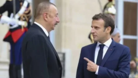 Մակրոնն ու Ալիևը քննարկել են հայ-ադրբեջանական հարաբերությունների կարգավորման գործընթացը