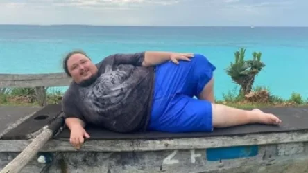 250 կգ-անոց Լուկա Զատրավկինը ցատկել է մանկական լողավազանի մեջ. այն այժմ վերանորոգում են