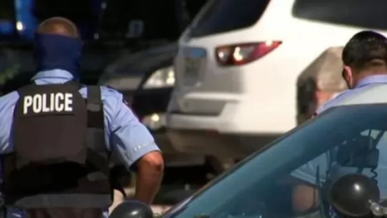 ԱՄՆ-ում անհայտ տղամարդը ոստիկանների է գնդակահարել