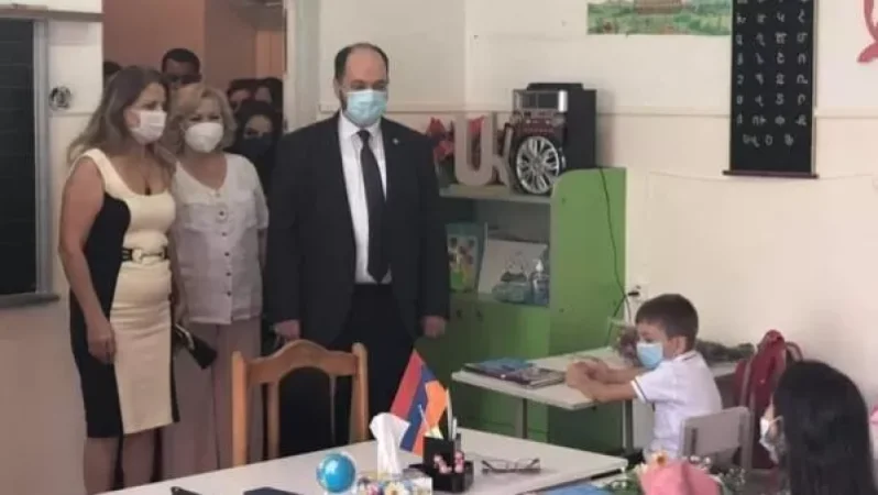 Այսօր մեր փոքրիկներին հյուր էի գնացել. Արայիկ Հարությունյան