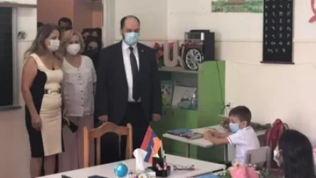 Այսօր մեր փոքրիկներին հյուր էի գնացել. Արայիկ Հարությունյան