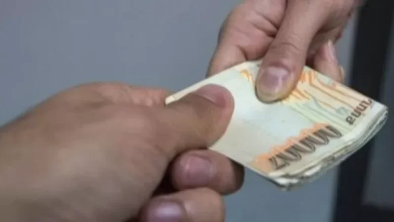 Պարգևավճարների ինստիտուտը սահուն փոխարինում ենք աշխատավարձերի բարձրացմամբ․ պատգամավոր