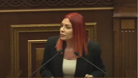 Ի⁣՞նչ փրկագին եք ուզու⁣մ հայ ժողովրդից. Խամոյանը՝ Փաշինյանին