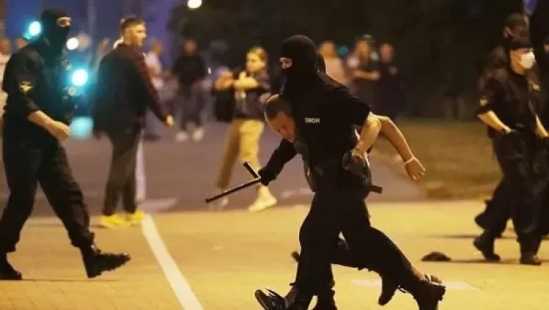 Բելառուսում ցույցերի ժամանակ ձերբակալված 25-ամյա տղամարդ է մահացել