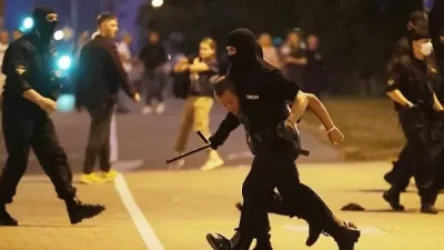 Բելառուսում ցույցերի ժամանակ ձերբակալված 25-ամյա տղամարդ է մահացել