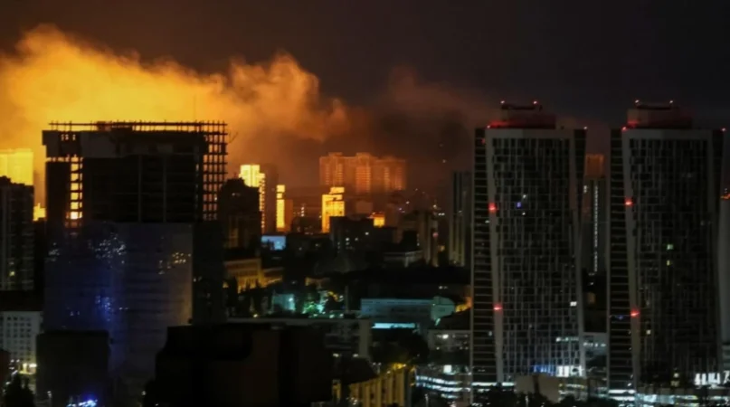 Կիևի ձախ ափը հոսանքազրկված է․ տրանսպորտային կոլապս է առաջացել