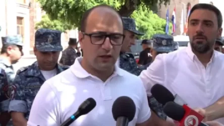 ՏԵՍԱՆՅՈՒԹ. Ընդդիմադիրները «Մարիոթ» հյուրանոցի մոտ բողոքի ակցիա իրականացրեցին