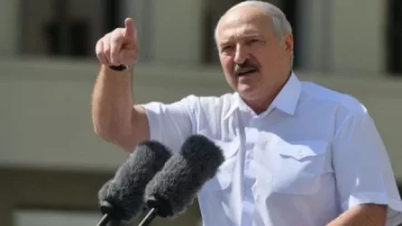 ՏԵՍԱՆՅՈՒԹ. Շնորհակալություն, կարող եք շարունակել բղավել. Լուկաշենկոն՝ գործադուլի մասնակիցների «հեռացի՛ր» վանկարկումներին ի պատասխան