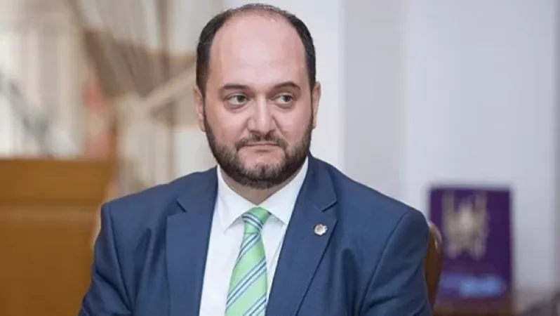 Մեր իշխանությունը չի պատրաստվում շեղվել իր ռազմավարությունից ու մարտավարությունից. Արայիկ Հարությունյան