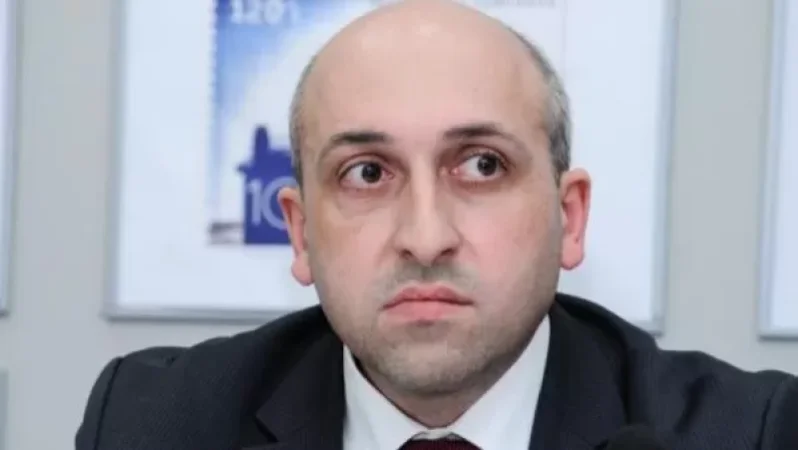 Հասկանալի է՝ Վանաձորի ՀՀԿ-ական քաղաքապետը չի կարող աշխատել այլ՝ իր քաղաքական ուժին ոչ հարիր ոճով. Լոռու մարզպետ