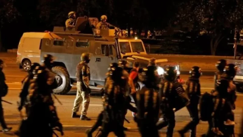 Մինսկում բախումներ են սկսվել ցուցարարների և ՕՄՕՆ-ականների միջև, ուժայինները ռետինե փամփուշտներ են կիրառել քաղաքացիների դեմ