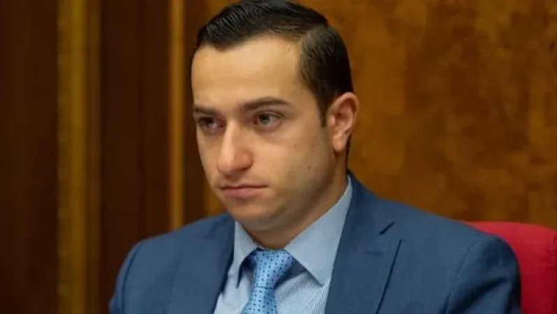 Մխիթար Հայրապետյանը ԿԳՄՍ-ին առաջարկել է վերանայել հանրակրթարաններում ուսուցիչ աշխատելու համար պահանջները