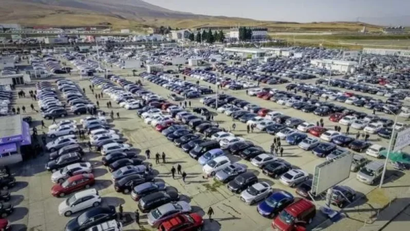 «Ժողովուրդ». Ավտոմեքենաների ամենամեծ շուկայում առևտուր չկա. ծավալները պակասել են
