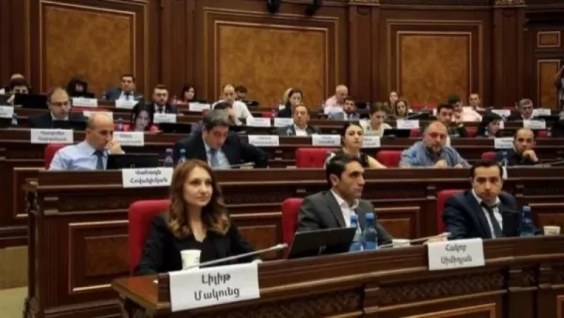 «Ժողովուրդ»․Հիմնականում խոսել է Նիկոլ Փաշինյանը. մանրամասներ «Իմ քայլ»-ի և վարչապետի հանդիպումից