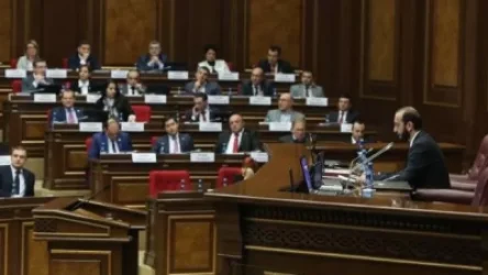 Հրապարակ. Ընդդիմադիր ուժերն Արցախի անկախության տոնին մասնակցելու հրավեր չեն ստացել