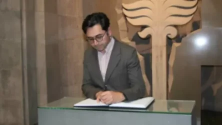 Այստեղ ես տեսա նաև իմ ընտանիքի պատմությունը. Նոբելյան մրցանակակրի գրառումը` Ցեղասպանության թանգարանի հուշամատյանում