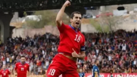 Հրապարակ. Հենոյի չխաղալու պատճառը Արմեն Մելիքբեկյանն է. կանգնել է մոր թասիբին