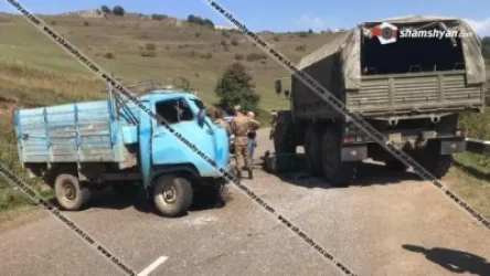 Տավուշում բախվել են УАЗ մակնիշի և ՀՀ ՊՆ համարանիշներով УРАЛ մակնիշի մեքենաները