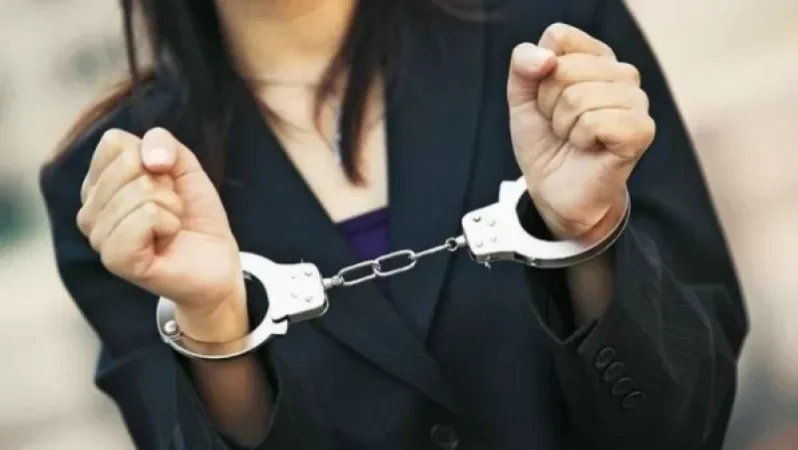 Կինը հետախուզվում էր ծեծի և երեխային դաստիարակելու պարտականությունը չկատարելու համար