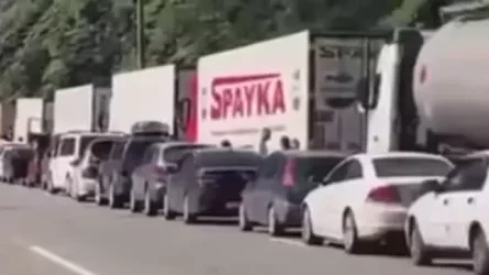 ՏԵՍԱՆՅՈՒԹ. Լարսում հայկական բեռնատարները չգիտեն ինչ անել, ապրանքը փչանում է. Զոհրաբյան