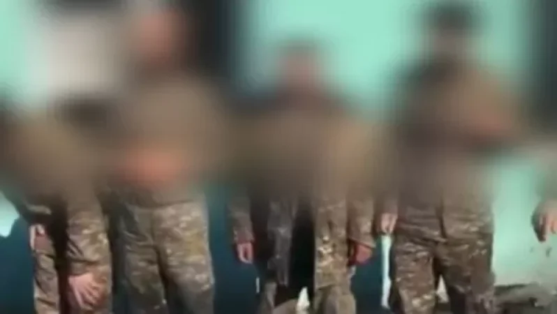 «Ռուսը կանգնած, ինչի՞ պիտի մեր երեխեքին տանեին»․ գերիների ծնողները՝ Ռուսաստանի դեսպանատան դիմաց են