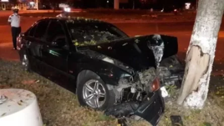 Վանաձորում ոստիկանության 27-ամյա ծառայողը BMW-ով բախվել է ծառին