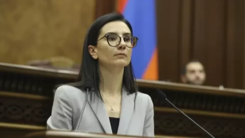 «Կանանց մոտ արդարության զգացումն ավելին է, քան տղամարդկանց». Սաֆարյանը` նորընտիր դատախազի մասին