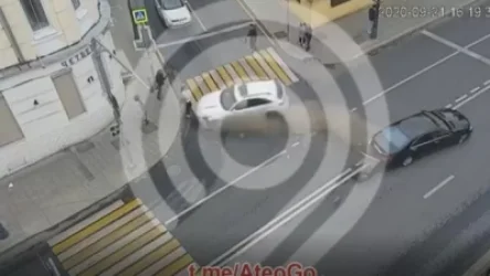 ՏԵՍԱՆՅՈՒԹ. Մոսկվայի կենտրոնում «Ինֆինիտի» մակնիշի ավտոմեքենան վրաերթի է ենթարկել 3 հետիոտնի