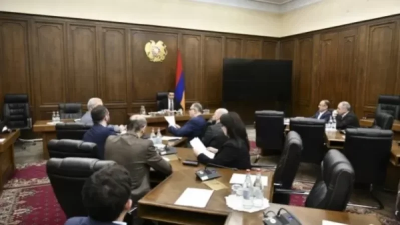 ԱԺ խորհուրդը Իշխան Սաղաթելյանին և Վահե Հակոբյանին պաշտոնազրկելու հարցով արտահերթ նիստ կանի