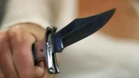 30-ամյա կինը դանակի սպառնալիքով 28-ամյա տղամարդուց գումար է շորթել. գործը դատարանում է