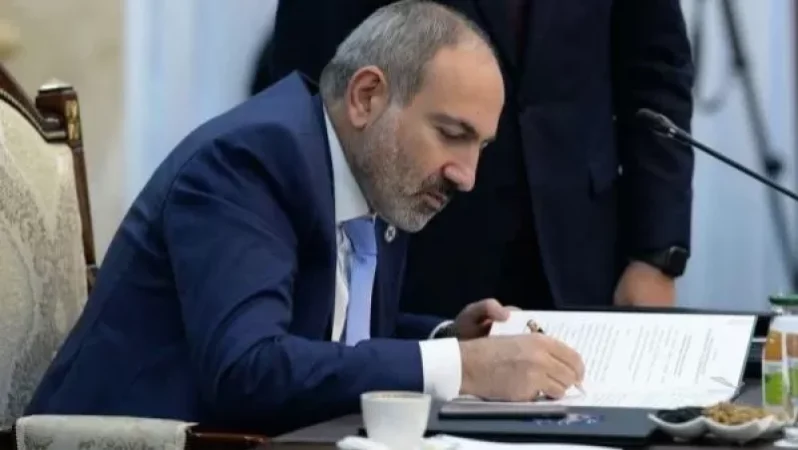 Փաշինյանի որոշմամբ ՀՀ վարչապետի հուշամեդալով կպարգևատրվեն մի շարք բուժկենտրոնների ներկայացուցիչներ