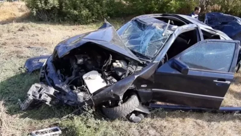 Մարմաշեն գյուղի մոտակայքում մեքենան դուրս է եկել երթևեկելի հատվածից. վարորդը հայտնվել է մեքենայից դուրս