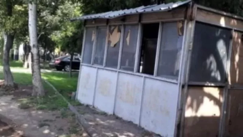 Աջափնյակ վարչական շրջանում ապօրինի տեղադրված կրպակն ապամոնտաժվել է