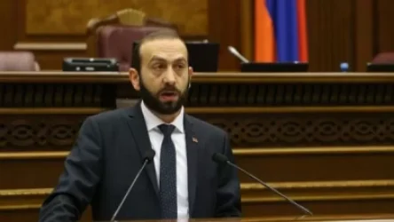 ԱԺ նախագահը հրապարակել է Արմեն Փամբուխչյանի մանդատը վայր դնելու մասին հայտարարությունը