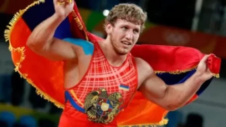 «Թամրազյան ջան. հարգանքներս, ընկե՛րս». Արթուր Ալեքսանյանը՝ հրաժարականի դիմում ներկայացրած ԿԳՄՍ փոխնախարարին