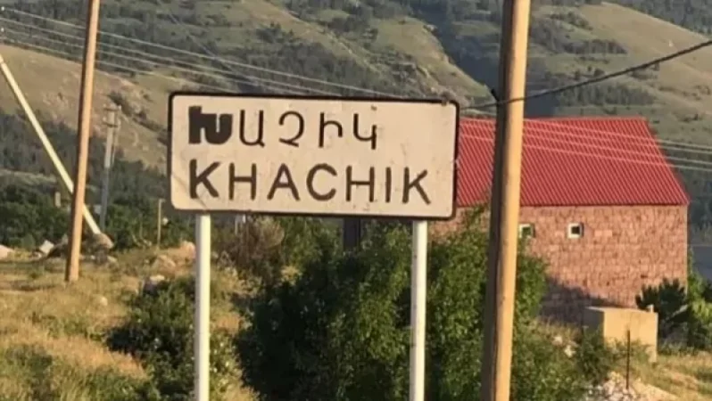 Ինչ իրավիճակ է թշնամու կրակի տակ հայտնված Խաչիկ գյուղում