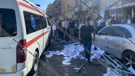 Լուսանկարներ․ Պարզվել է «Յունիբանկ»-ում պայթյունի հետևանքով մահացածի և 6 վիրավորների ինքնությունը