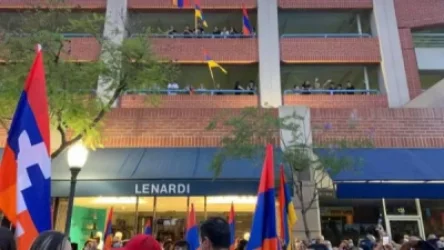 Գլենդելում հայ համայնքի ներկայացուցիչները բողոքի ակցիա են անցկացրել՝ դատապարտելով Արցախի ու Հայաստանի դեմ Ադրբեջանի և Թուրքիայի ագրեսիան