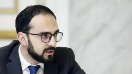 Չհայտարարված «պատերազմի» են դուրս եկել. Ավինյանի գրառումը