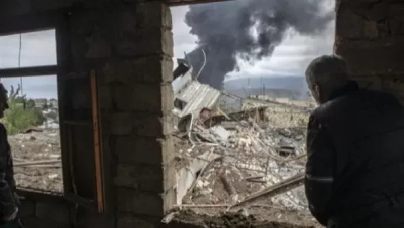 Հակառակորդը կամիկաձե ԱԹՍ-ներով հրթիռակոծում է Ստեփանակերտի քաղաքացիական օբյեկտները. Բեգլարյան