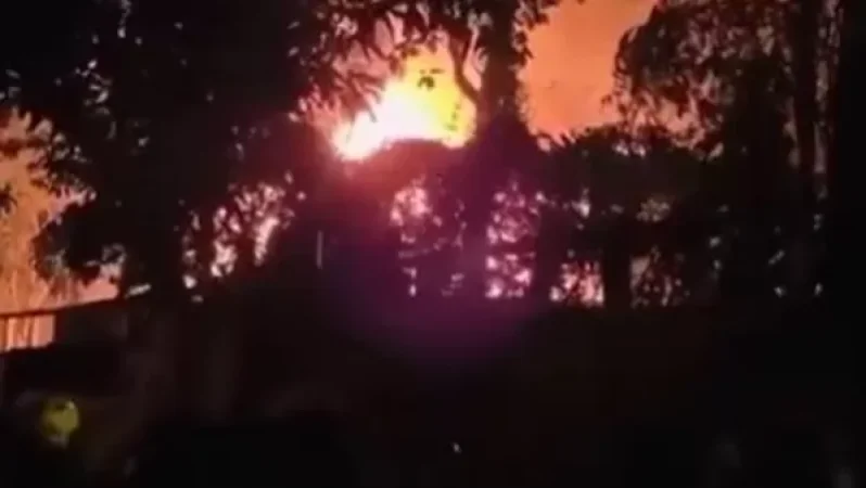 Շրի Լանկայում ձերբակալել են՝ վարչապետի տունը հրկիզելու մեջ կասկածվող տղամարդկանց․ ի՞նչ է կատարվել