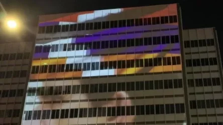 Լոս Անջելեսի հայերը Արցախի դրոշը պատկերել են Թուրքիայի հյուպատոսության շենքի վրա