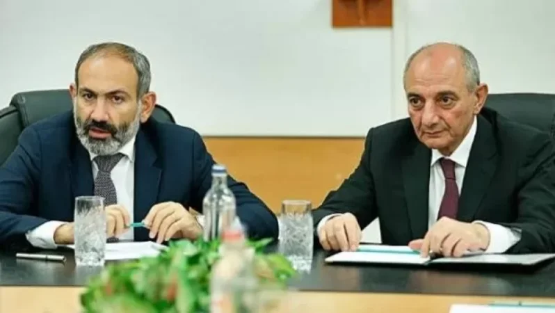 Վարչապետ Փաշինյանը հանդիպում է ունեցել Արկադի Ղուկասյանի և Բակո Սահակյանի հետ